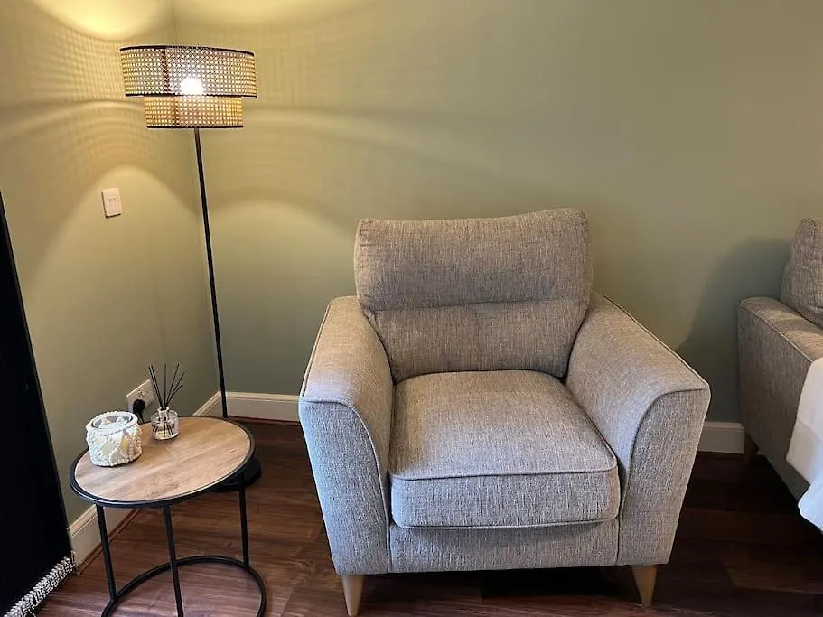 Apartment Stylish, Modern Home In Central Dundee Sleeps 4