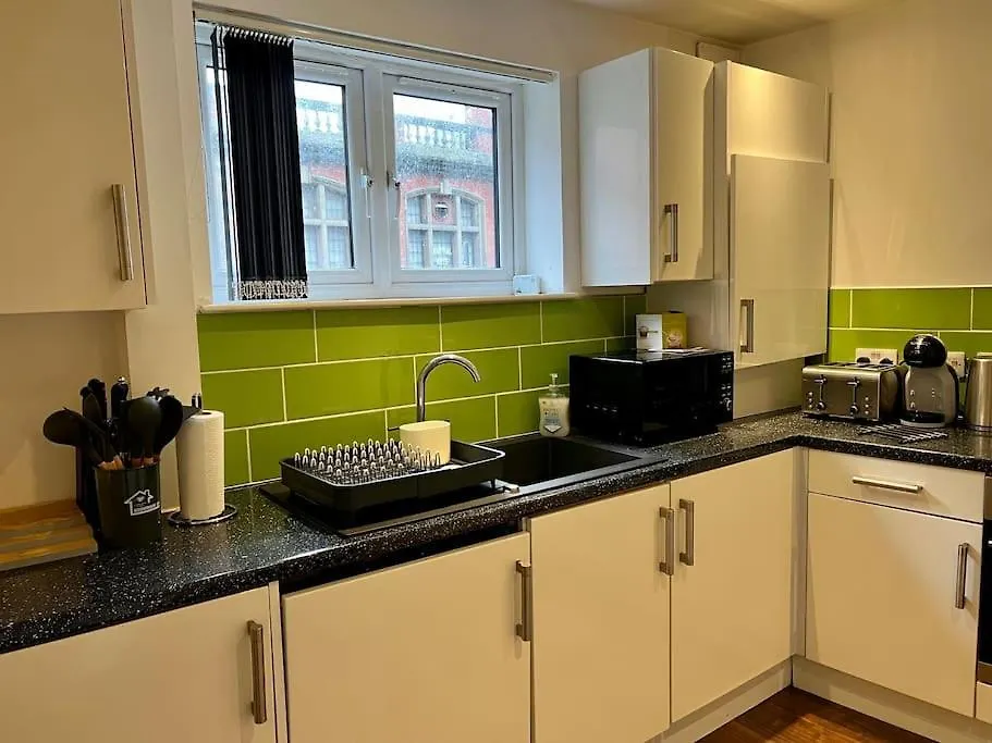 Stylish, Modern Home In Central Dundee Sleeps 4 0*,