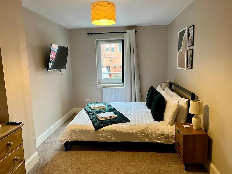 Apartment Stylish, Modern Home In Central Dundee Sleeps 4