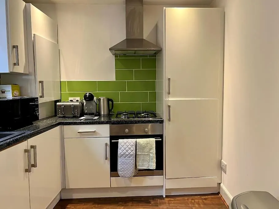Apartment Stylish, Modern Home In Central Dundee Sleeps 4